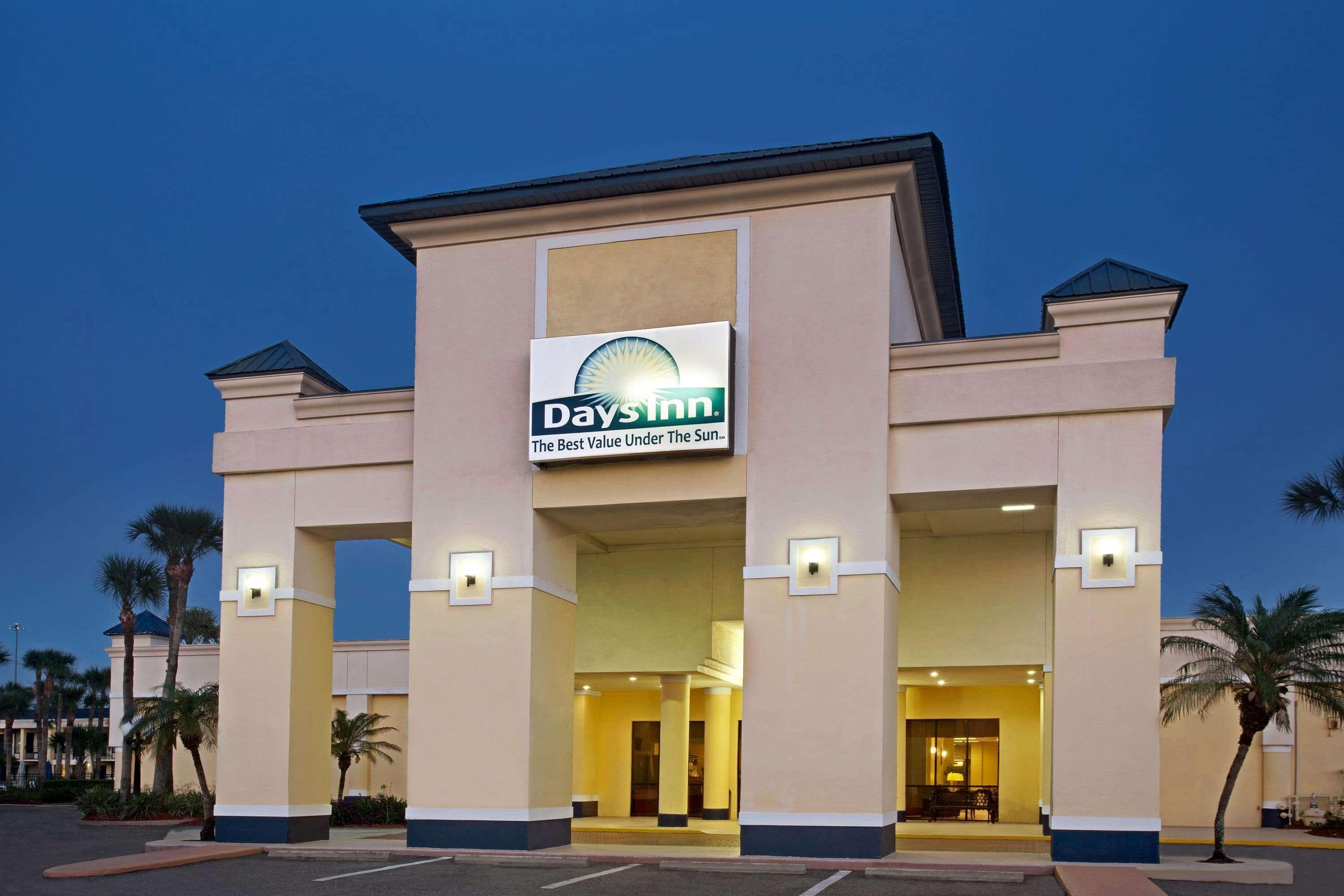 Days Inn By Wyndham Orlando Airport Florida Mall Williamsburg Exterior photo